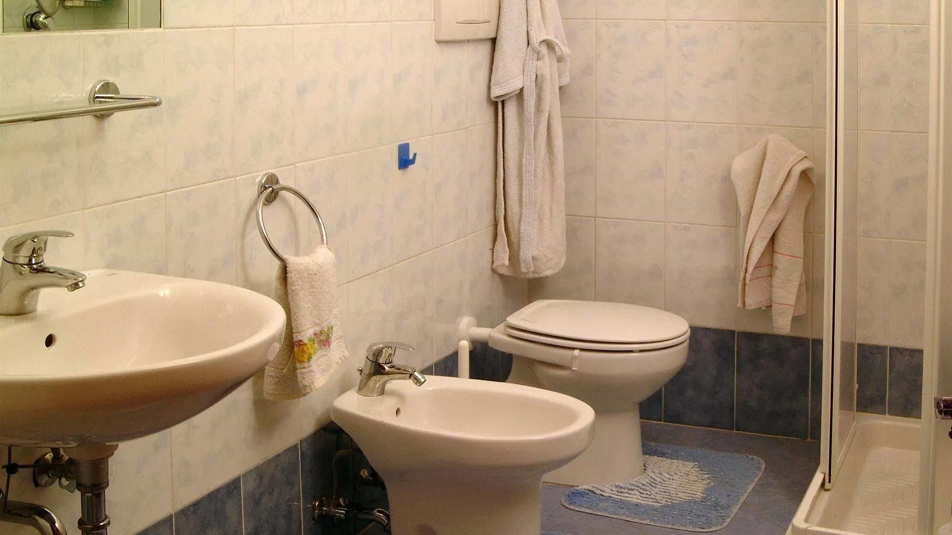 ** מלון דירות רימיני Residence Algarve איטליה
